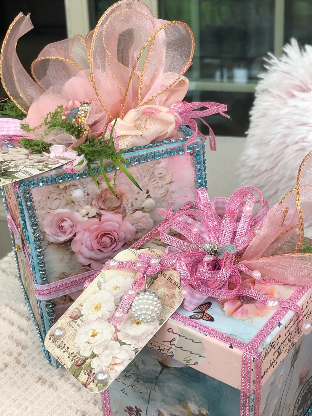 Hand Crafted Pink Floral Decor Gift Boxes with Blue Trim - Picture 4 of 14